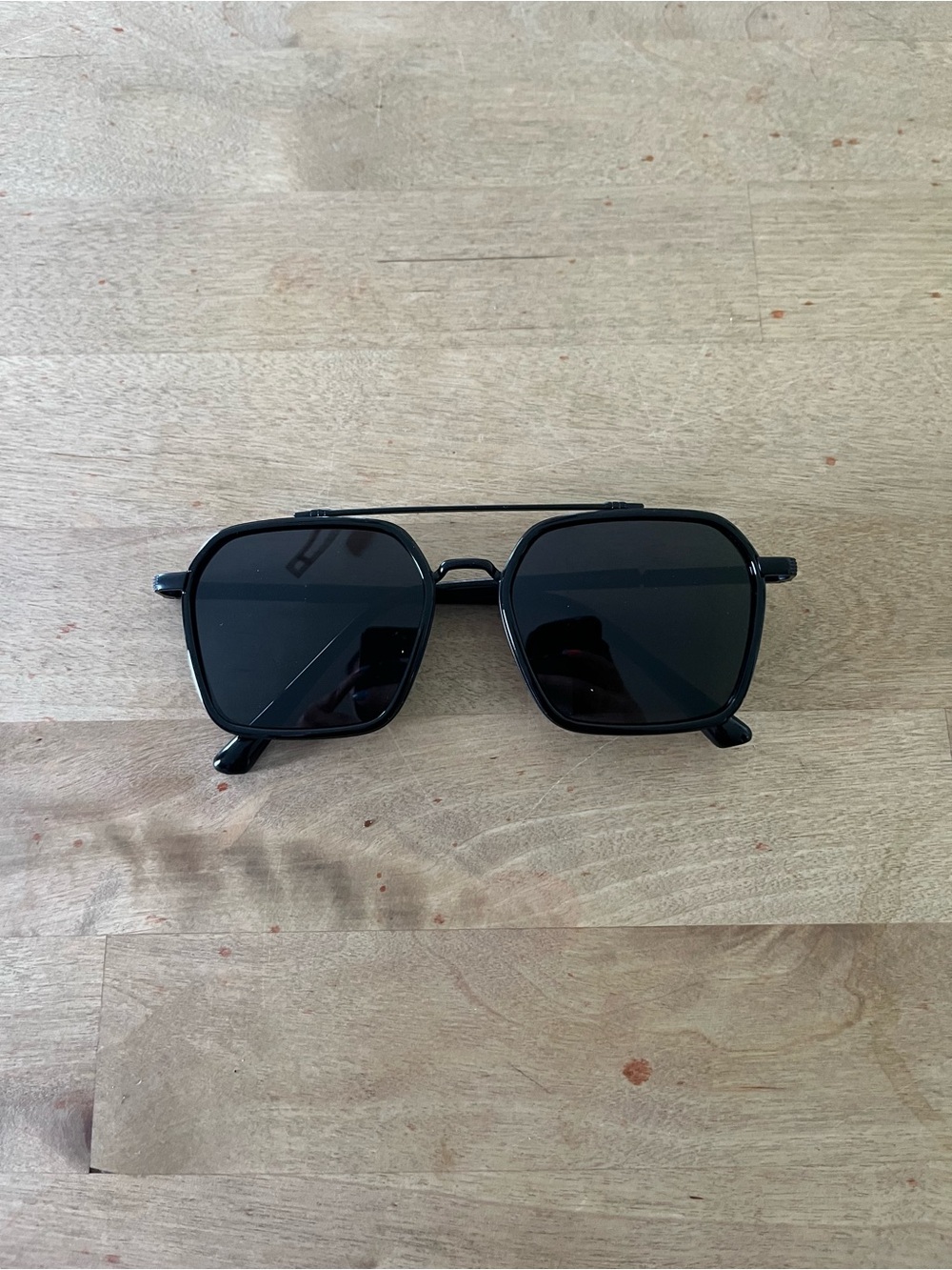 Looks Tangle Free Sunglasses